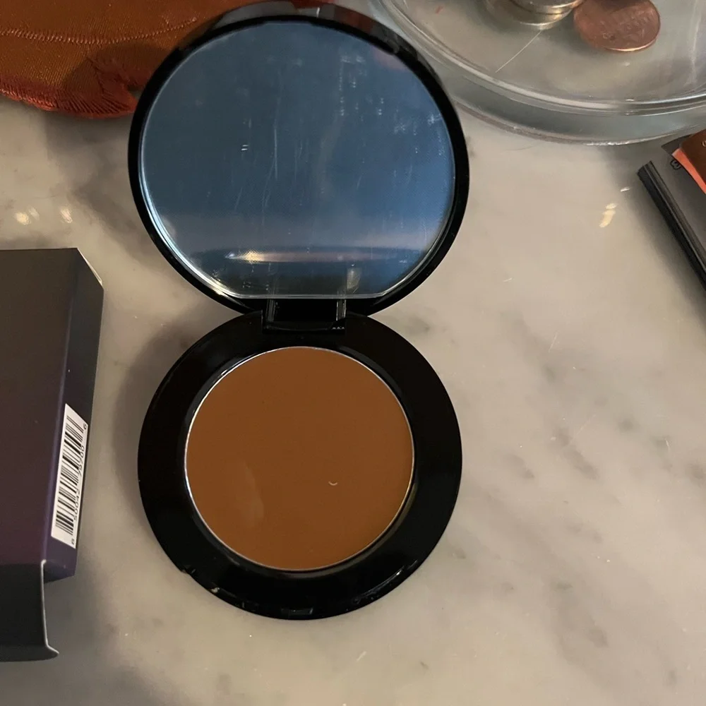 LES Cream Bronzer